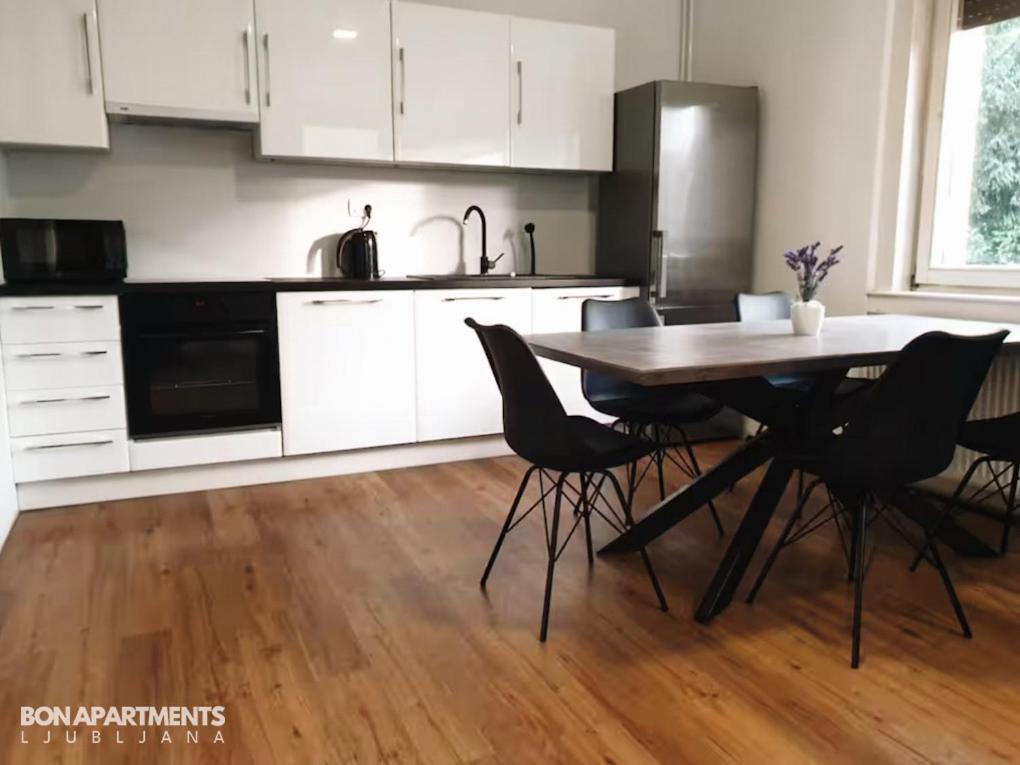Huge Bbq Garden 2, Spacious Flat, Ac, Free Parking 2 Lublaň Exteriér fotografie
