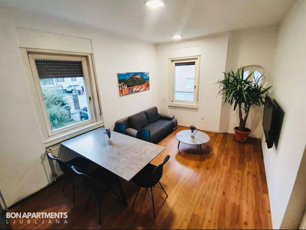 Huge Bbq Garden 2, Spacious Flat, Ac, Free Parking 2 Lublaň Exteriér fotografie